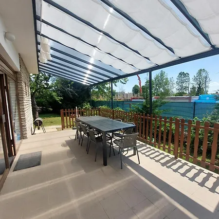 펜션 Parti Nyaralo *