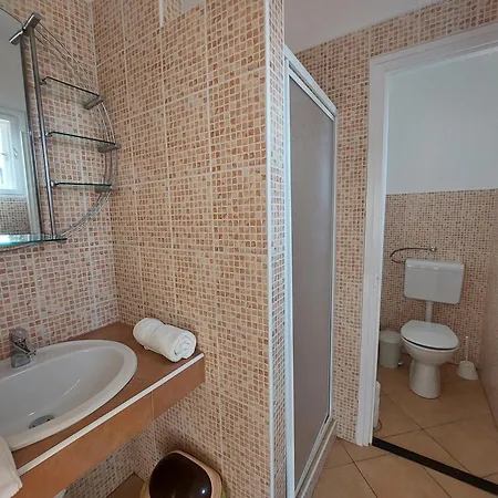 Parti Nyaralo 펜션 *